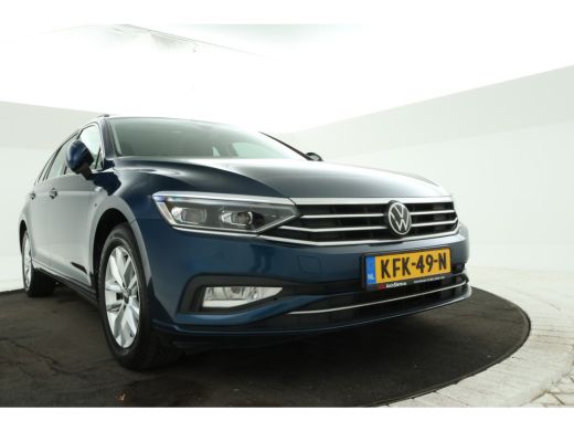 Volkswagen Passat Variant 1.6 TDI Elegance Business R Automaat, Navigatie, Apple carplay, Climate, ActivLease financial lease