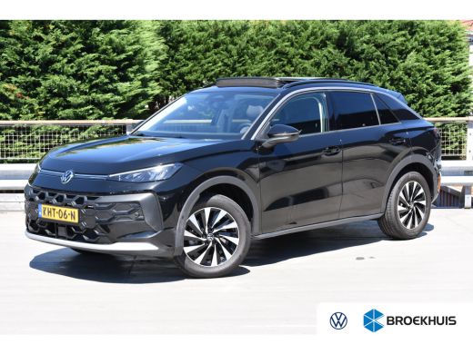 Volkswagen T-Roc 1.5 eTSI 115PK DSG Life First Edition | Multimedia Pakket | Dode-hoek detectie | Elektrisch wegkl... ActivLease financial lease