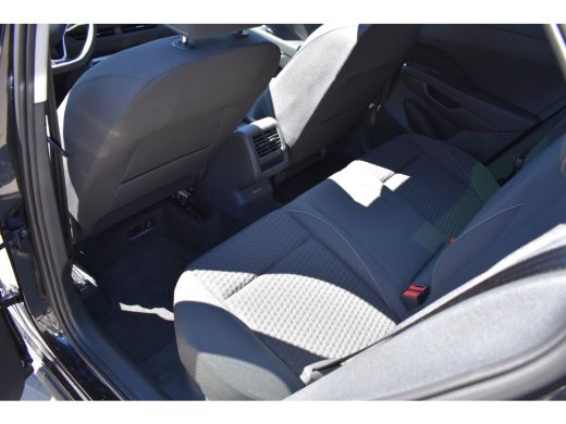 Volkswagen T-Roc 1.5 eTSI 115PK DSG Life First Edition | Multimedia Pakket | Dode-hoek detectie | Elektrisch wegkl... ActivLease financial lease