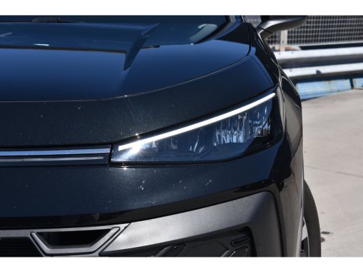 Volkswagen T-Roc 1.5 eTSI 115PK DSG Life First Edition | Multimedia Pakket | Dode-hoek detectie | Elektrisch wegkl... ActivLease financial lease