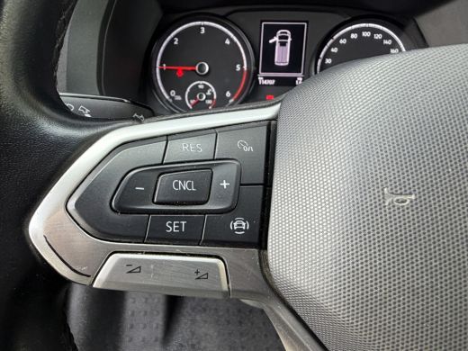 Volkswagen Transporter 2.0 TDI 110PK Euro 6 L2H1 28 Highline Cruise Control/trekhaak/carplay ActivLease financial lease