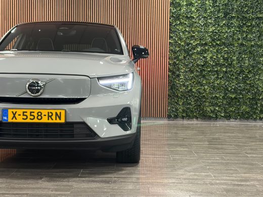 Volvo  C40 Single Motor Extended Range Ultimate 82 kWh | 98% SoH | Trekhaak | All Season banden | 360&deg; Camer... ActivLease financial lease