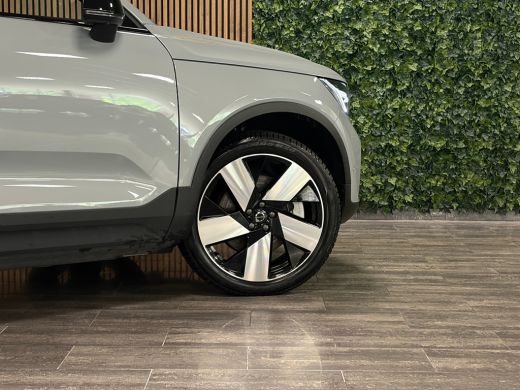 Volvo  C40 Single Motor Extended Range Ultimate 82 kWh | 98% SoH | Trekhaak | All Season banden | 360&deg; Camer... ActivLease financial lease