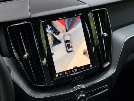 Volvo  XC60 2.0 T6 Plug-in hybrid AWD Plus Dark | Trekhaak | 360 Cam | Pano | Memory | Pilot Assist ActivLease financial lease