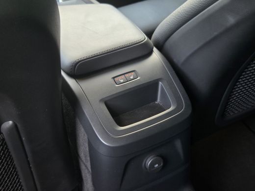 Volvo  XC60 2.0 T6 Plug-in hybrid AWD Plus Dark | Trekhaak | 360 Cam | Pano | Memory | Pilot Assist ActivLease financial lease