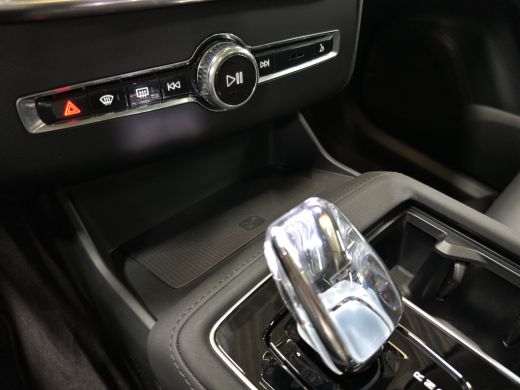 Volvo  XC90 2.0 T8 Plug-in hybrid AWD Ultra Bright | Luchtvering | Trekhaak | 360 Camera | Panoramadak ActivLease financial lease
