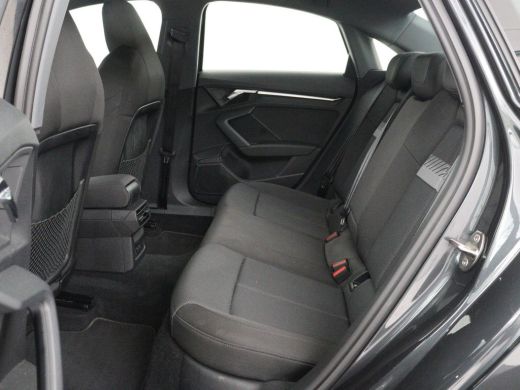 Audi A3 30 TFSI Advanced edition | Stoelverwarming | Matrix LED | Adaptive cruise | Camera | Park Assist ... ActivLease financial lease