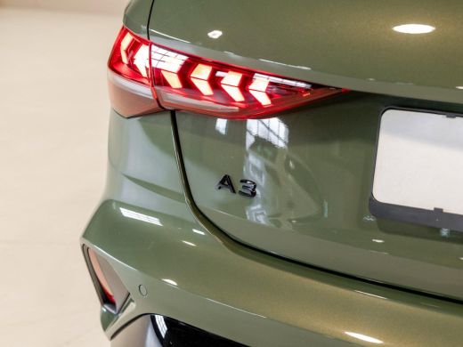 Audi A3 Sportback 35 TFSI 2x S-Line edition / 150pk / Maxton / Panorama dak / Sonos / Achteruitrij camera / ActivLease financial lease