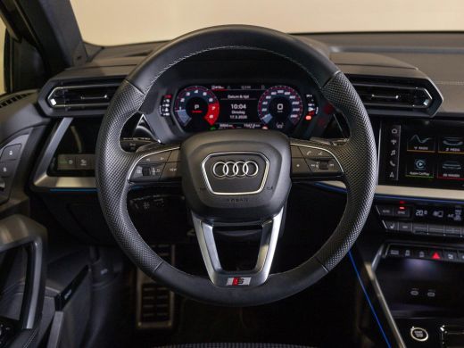 Audi A3 Sportback 35 TFSI 2x S-Line edition / 150pk / Maxton / Panorama dak / Sonos / Achteruitrij camera / ActivLease financial lease