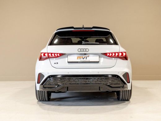 Audi A3 Sportback 35 TFSI 2x S-Line edition / 150pk / Maxton / Panorama dak / Sonos / Achteruitrij camera / ActivLease financial lease