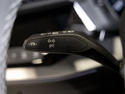 Audi A3 Sportback 35 TFSI 2x S-Line edition / 150pk / Panorama dak / Sonos / Achteruitrij camera / ActivLease financial lease
