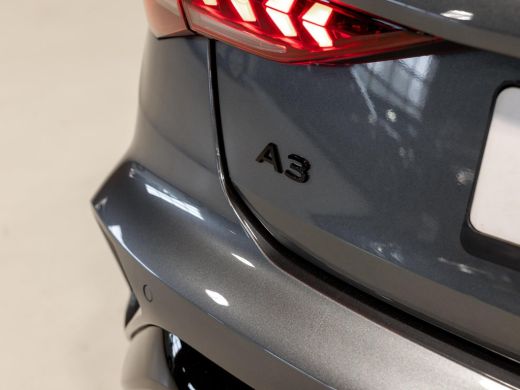 Audi A3 Sportback 35 TFSI 2x S-Line edition / 150pk / Panorama dak / Sonos / Achteruitrij camera / ActivLease financial lease