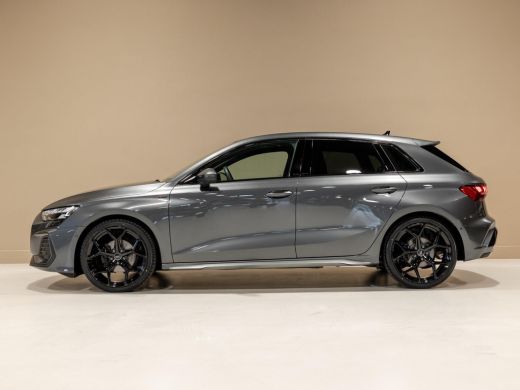 Audi A3 Sportback 35 TFSI 2x S-Line edition / 150pk / Panorama dak / Sonos / Achteruitrij camera / ActivLease financial lease