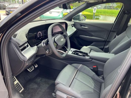 Audi Q3 1.5 200kW e-hybrid S edition | PHEV | SOH 100% | 272 Pk | Pano Dak | Trekhaak | A-Camera | Leder | ActivLease financial lease