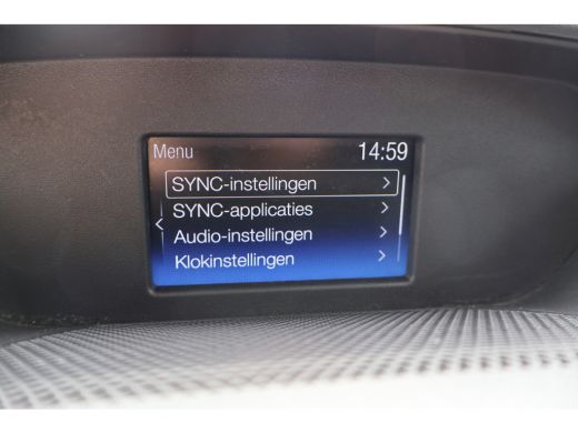 Ford Transit 2.0 TDCI 130pk L2 H2 Trend Automaat Inrichting ActivLease financial lease