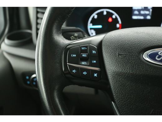 Ford Transit Custom 2.0 TDCI L1H1 | Airco | Cruise | 3 Zits | Trekhaak | Parkeersens. ActivLease financial lease