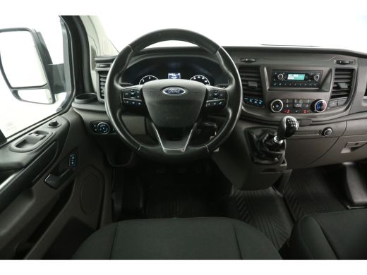 Ford Transit Custom 2.0 TDCI L1H1 | Airco | Cruise | 3 Zits | Trekhaak | Parkeersens. ActivLease financial lease