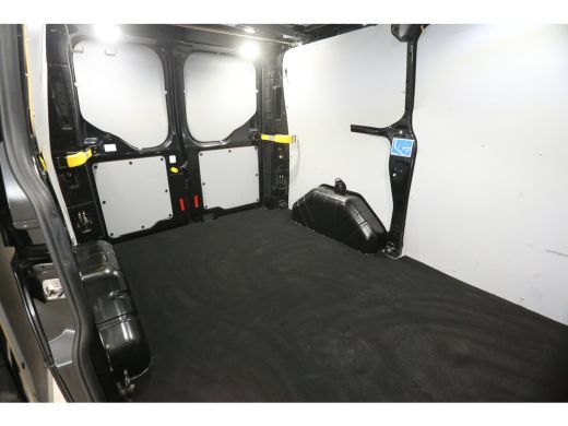Ford Transit Custom 2.0 TDCI L1H1 | Airco | Cruise | 3 Zits | Trekhaak | Parkeersens. ActivLease financial lease