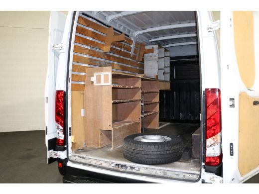 Iveco Daily 35S14 L2 H2 Airco 3.5t Trekhaak ActivLease financial lease