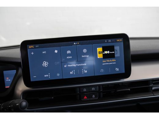 Jeep Avenger 1.2 e-Hybrid Black Edition | Schuif-Kantel Dak | Navigatie | Camera | Keyless | Elektrische Achte... ActivLease financial lease