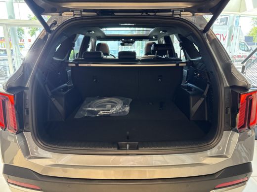Kia Sorento 1.6 T-GDi Plug-in Hybrid 4WD ExecutiveLine 7p. | Tot 10 jaar garantie | Informeer naar de beschik... ActivLease financial lease