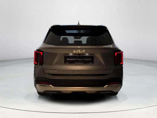 Kia Sorento 1.6 T-GDi Plug-in Hybrid 4WD ExecutiveLine 7p. | Tot 10 jaar garantie | Informeer naar de beschik... ActivLease financial lease
