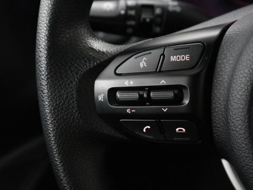 Kia Stonic 1.0 T-GDi MHEV ComfortLine | Carplay | Airco Adaptive cruise | Bluetooth | Origineel NL ActivLease financial lease