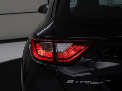 Kia Stonic 1.0 T-GDi MHEV ComfortLine | Carplay | Airco Adaptive cruise | Bluetooth | Origineel NL ActivLease financial lease