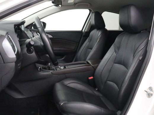Mazda 3 2.0 SkyActiv-G 120 GT-M | Head-Up | Leder | Stoelverwarming | Adaptive cruise | Camera | Stuurver... ActivLease financial lease