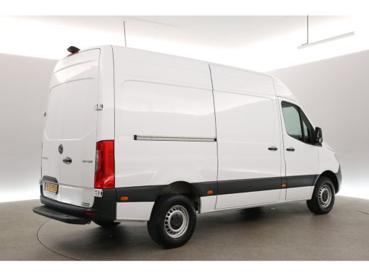 Mercedes-Benz Sprinter 317 CDI L2H2 170PK | Airco | Camera | Cruise | 3 Zits | Carplay ActivLease financial lease