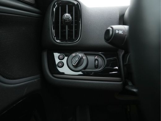 Mini Countryman 1.5 Cooper Chili Aut. *PANO | LEATHER-FABRIC | FULL-LED | HARMAN/KARDON | HEATED-SPORTSEATS | KEY... ActivLease financial lease