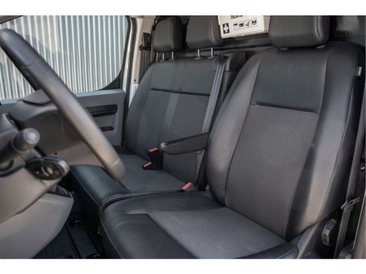 Opel Vivaro 1.5 L3H1 | 1e Eigenaar | Cruise | Airco | Imperiaal | Trekhaak ActivLease financial lease