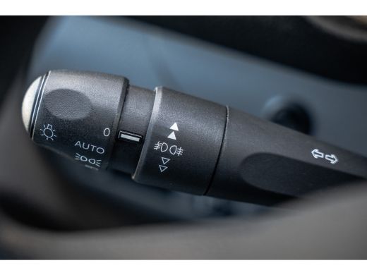 Opel Vivaro 1.5 L3H1 | 1e Eigenaar | Cruise | Airco | Imperiaal | Trekhaak ActivLease financial lease
