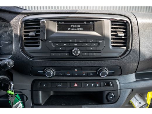 Opel Vivaro 1.5 L3H1 | 1e Eigenaar | Cruise | Airco | Imperiaal | Trekhaak ActivLease financial lease