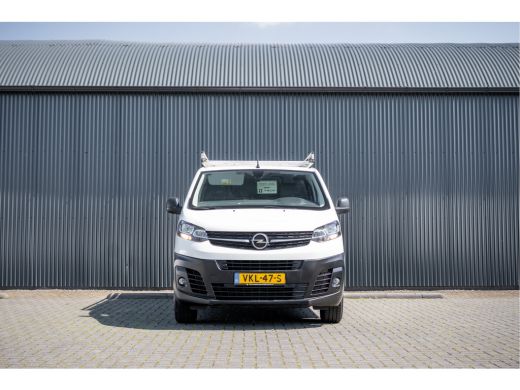 Opel Vivaro 1.5 L3H1 | 1e Eigenaar | Cruise | Airco | Imperiaal | Trekhaak ActivLease financial lease