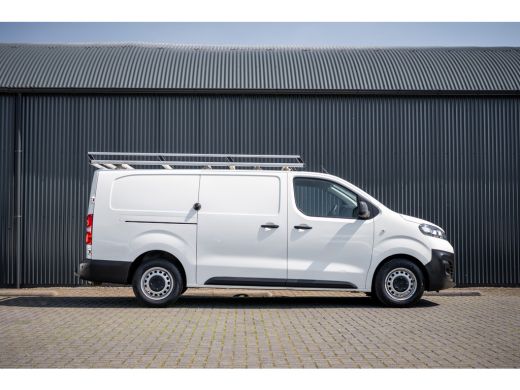 Opel Vivaro 1.5 L3H1 | 1e Eigenaar | Cruise | Airco | Imperiaal | Trekhaak ActivLease financial lease