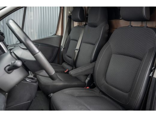 Opel Vivaro 1.6 CDTI L2H1 120PK | 3-Zits | Cruise | Airco ActivLease financial lease