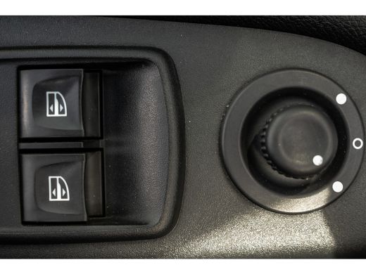 Opel Vivaro 1.6 CDTI L2H1 120PK | 3-Zits | Cruise | Airco ActivLease financial lease