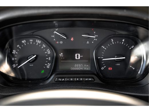 Opel Vivaro 2.0 L2H1 125PK | Bedrijfswageninrichting | Cruise | Carplay | Camera | Airco | PDC | Trekhaak ActivLease financial lease