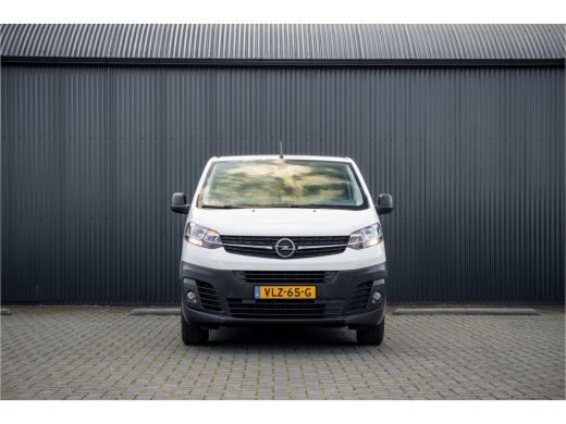 Opel Vivaro 2.0 L2H1 125PK | Bedrijfswageninrichting | Cruise | Carplay | Camera | Airco | PDC | Trekhaak ActivLease financial lease