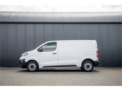 Opel Vivaro 2.0 L2H1 125PK | Bedrijfswageninrichting | Cruise | Carplay | Camera | Airco | PDC | Trekhaak ActivLease financial lease