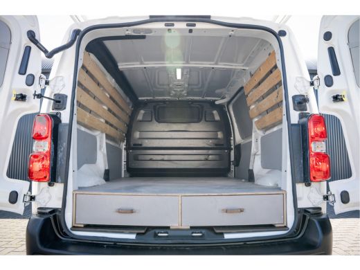 Opel Vivaro 2.0 L2H1 | 150 PK | Cruise | Airco | Imperiaal | Trekhaak ActivLease financial lease