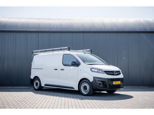 Opel Vivaro 2.0 L2H1 | 150 PK | Cruise | Airco | Imperiaal | Trekhaak ActivLease financial lease