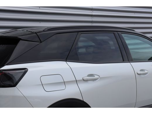 Peugeot 3008 1.2 PURETECH 130PK GT PACK AUTOMAAT / NAVI / LEDER / CLIMA / PDC / 19" LMV / CAMERA / TREKHAAK / ... ActivLease financial lease