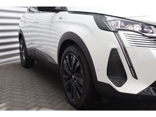 Peugeot 3008 1.2 PURETECH 130PK GT PACK AUTOMAAT / NAVI / LEDER / CLIMA / PDC / 19" LMV / CAMERA / TREKHAAK / ... ActivLease financial lease
