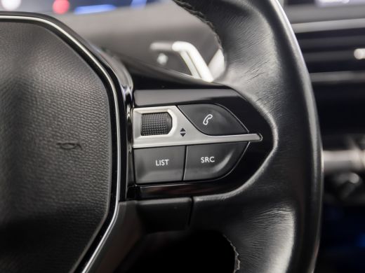 Peugeot 5008 1.2 PureTech Sport 7 Persoons Automaat (APPLE CARPLAY, GROOT NAVI, 360 CAMERA, GETINT GLAS, SPORT... ActivLease financial lease
