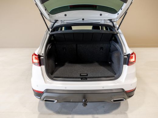 Seat Arona 1.0 TSI FR Business Connect / 110pk / Trekhaak / Dodehoek herkenning / Stoelverwarming / ActivLease financial lease
