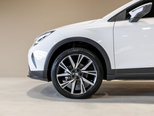Seat Arona 1.0 TSI FR Business Connect / 110pk / Trekhaak / Dodehoek herkenning / Stoelverwarming / ActivLease financial lease