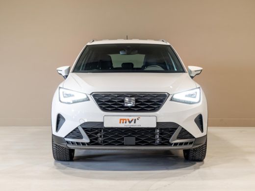 Seat Arona 1.0 TSI FR Business Connect / 110pk / Trekhaak / Dodehoek herkenning / Stoelverwarming / ActivLease financial lease