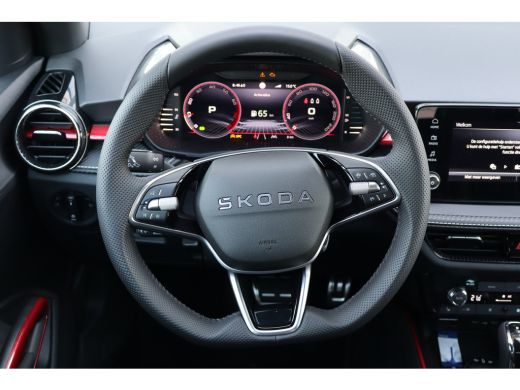 Skoda Fabia Monte Carlo AUTOMAAT | Achteruitrijcamera | Cruise control met speedlimiter | Driver Activity Ass... ActivLease financial lease
